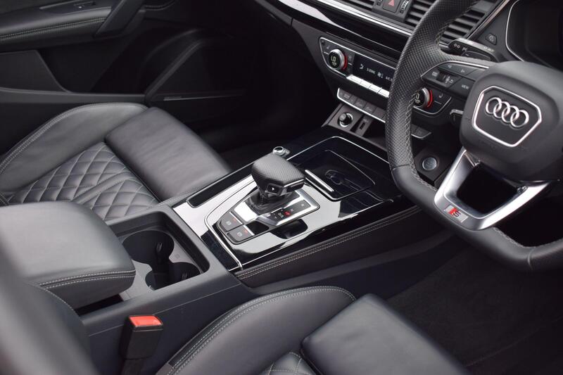 Audi Audi Q5 view 7