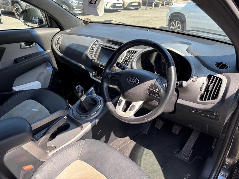 Kia Sportage view 2