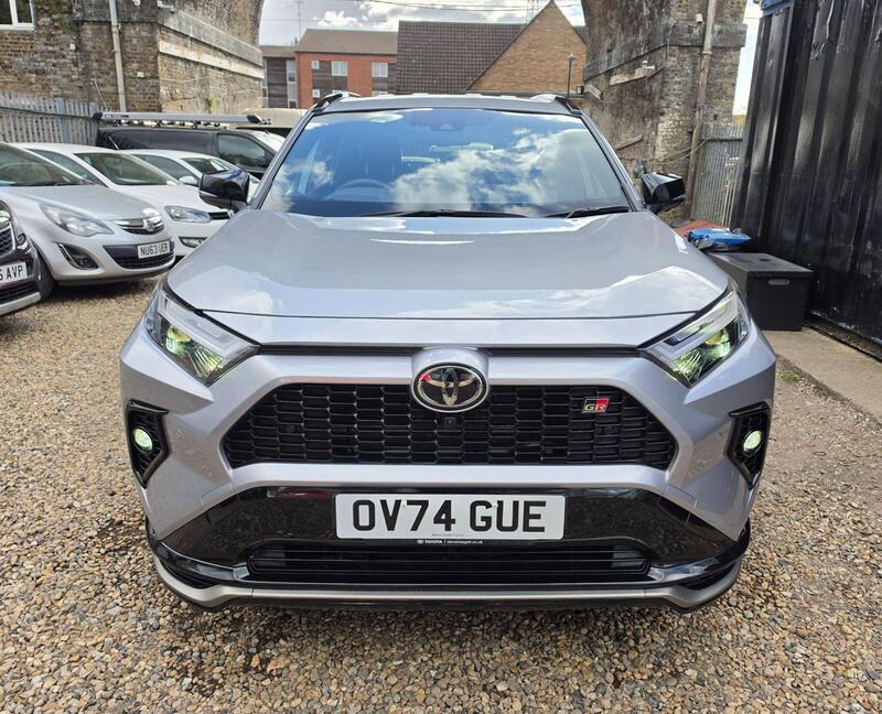 Toyota RAV4 2.5 VVT 18.1kWh GR SPORT CVT 4WD Euro 6 (s/s) 5dr view 2