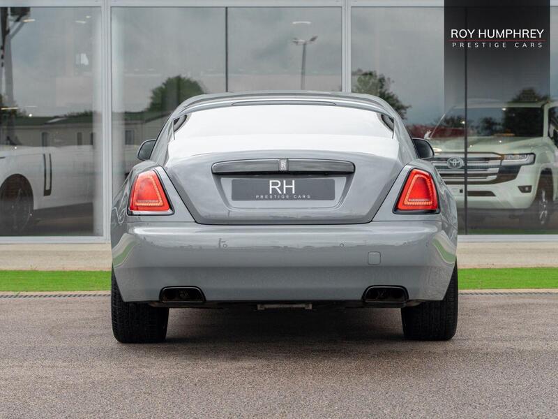 Rolls-Royce Wraith view 5