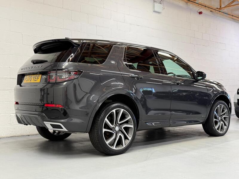 Land Rover Discovery Sport view 7