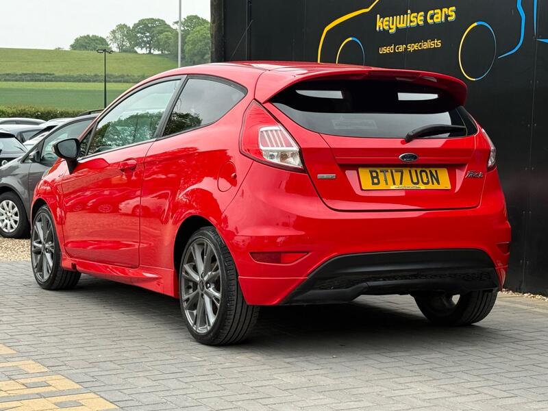 Ford Fiesta view 3