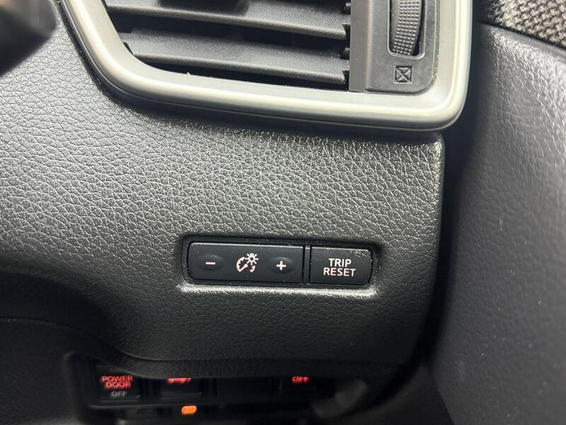 Nissan X-Trail view 37