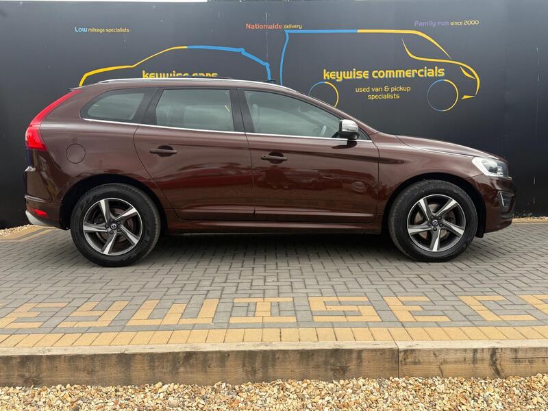Volvo XC60 view 6