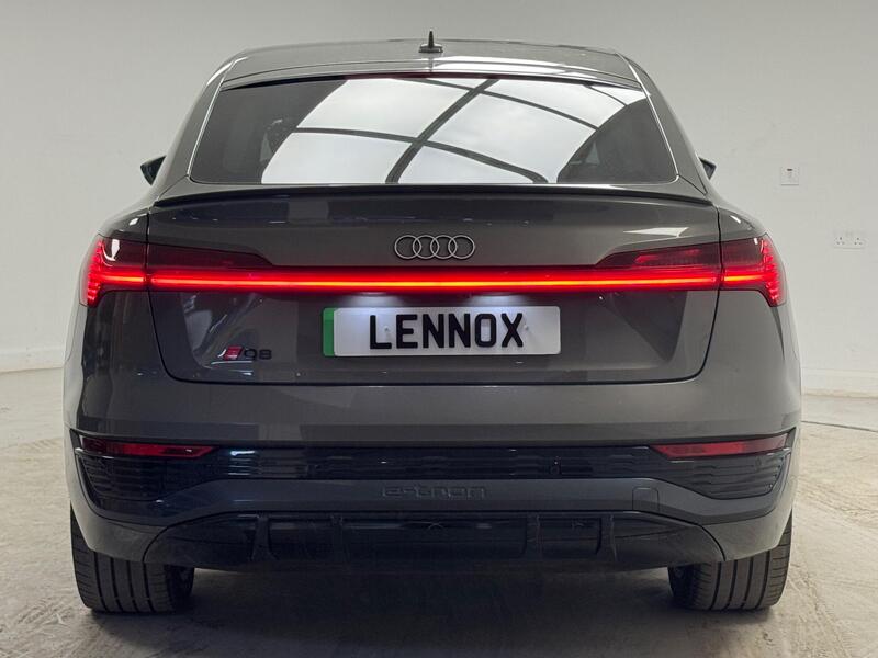 Audi Q8 E-Tron view 7