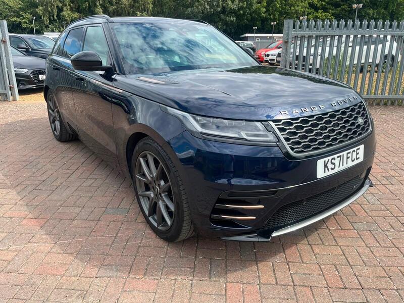 Land Rover Range Rover Velar view 4