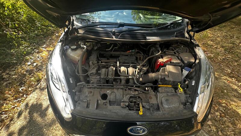 2015 Ford Fiesta — photo 19