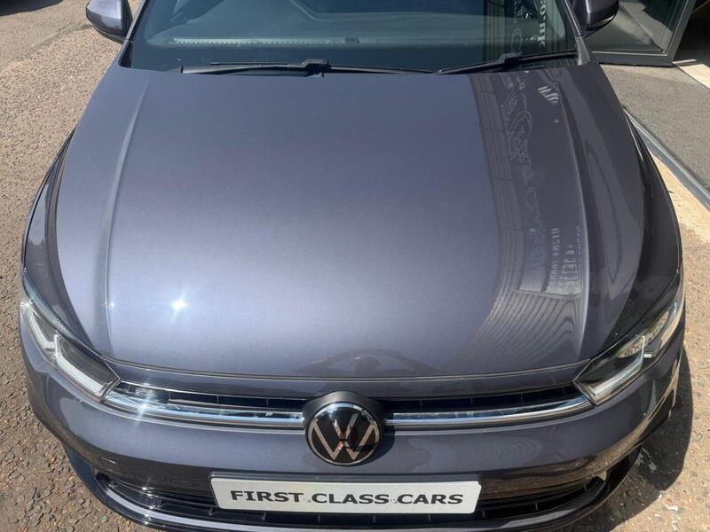 Volkswagen Polo view 7