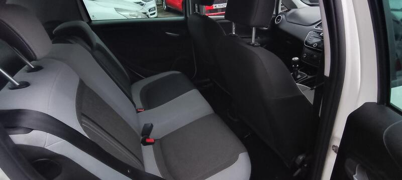 Fiat Punto view 6
