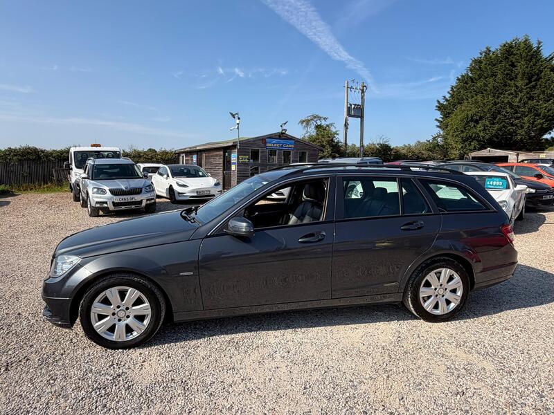 Mercedes-Benz C-Class view 6