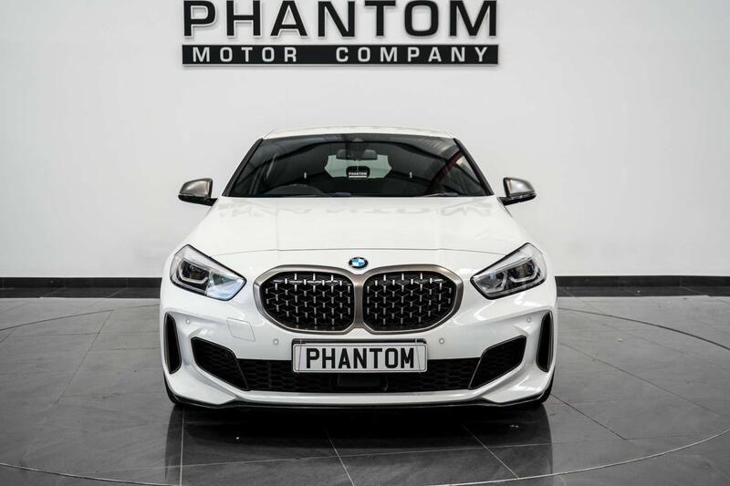 BMW 1 Series view 2