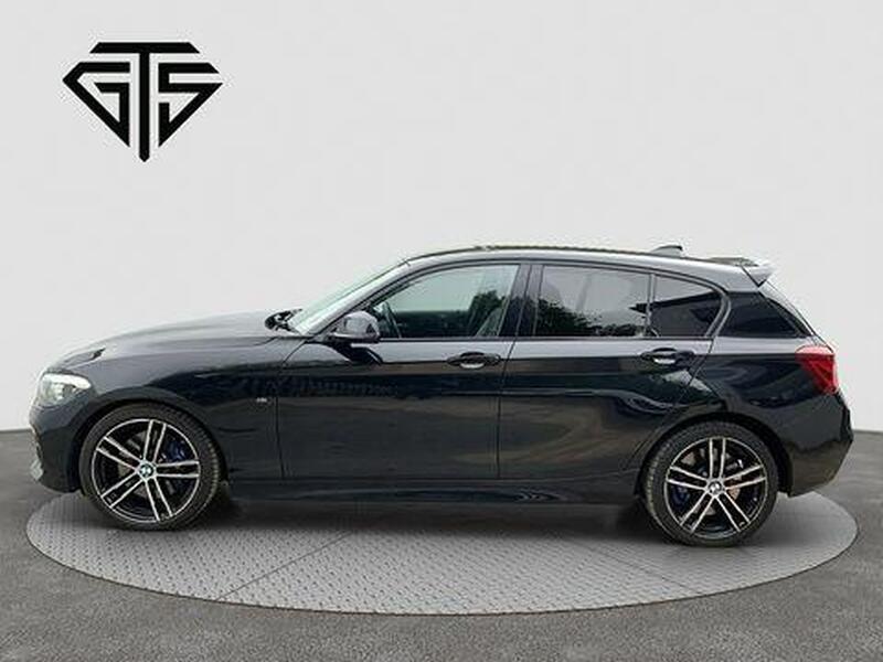 BMW 1 Series view 6