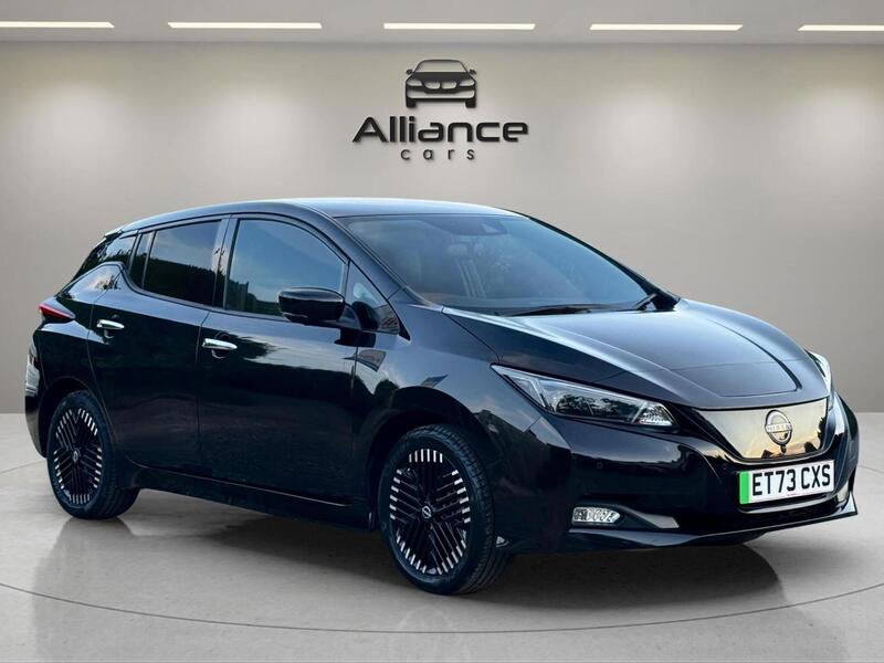 Nissan Leaf main image