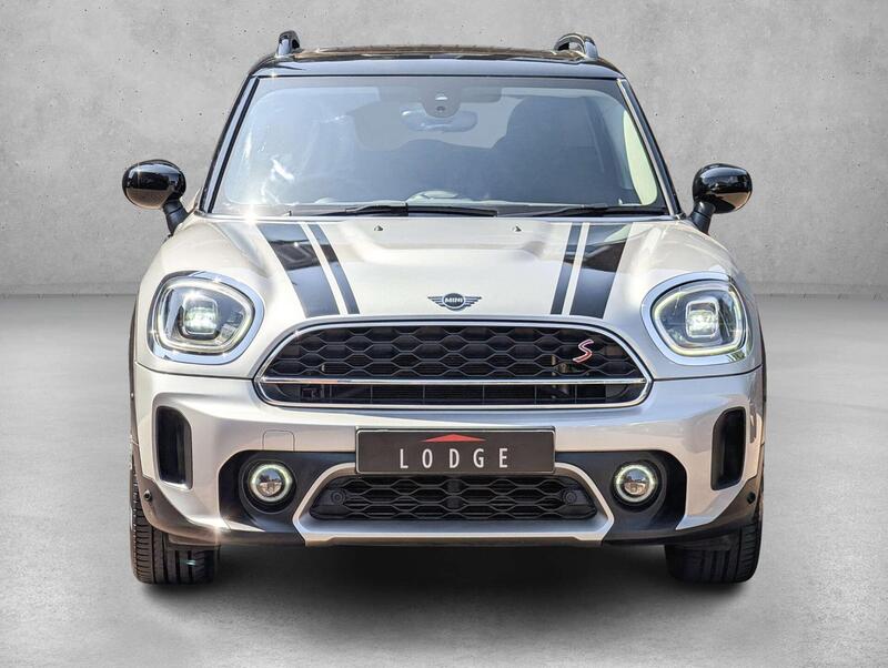 MINI Countryman view 2