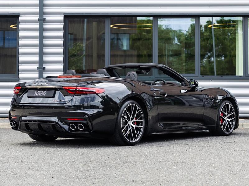 Maserati Grancabrio view 3