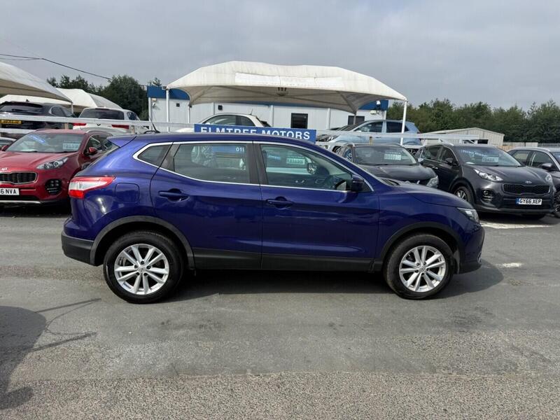 Nissan Qashqai view 3