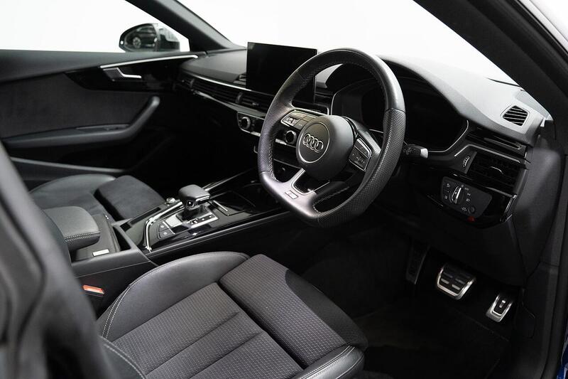 Audi A5 view 4