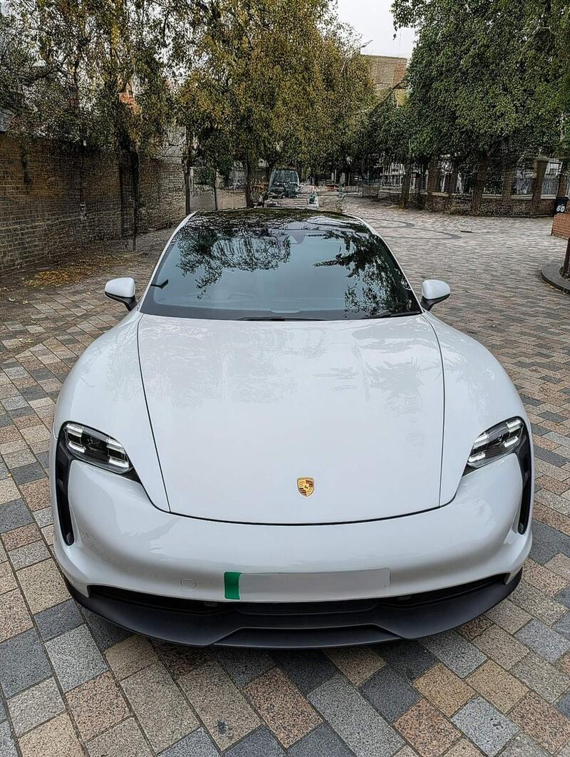 Porsche Taycan