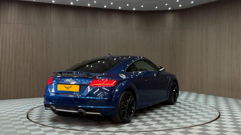 Audi TT view 5