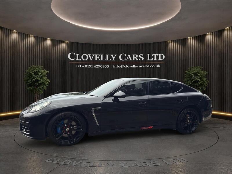 Porsche Panamera view 4