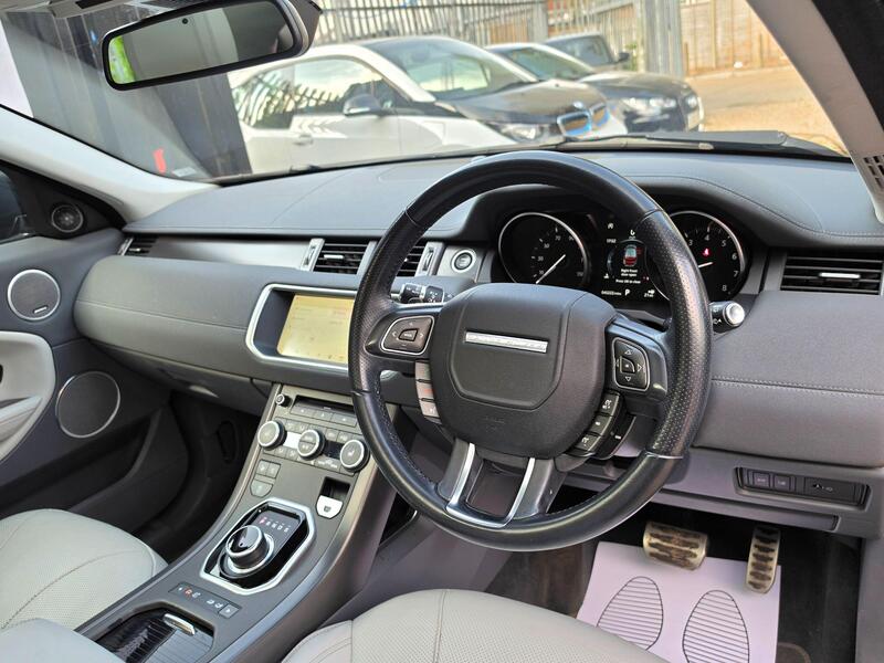 Land Rover Range Rover Evoque 2.0 Si4 HSE Dynamic Auto 4WD Euro 6 (s/s) 5dr thumbnail 27