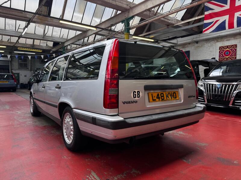 Volvo 850 view 19