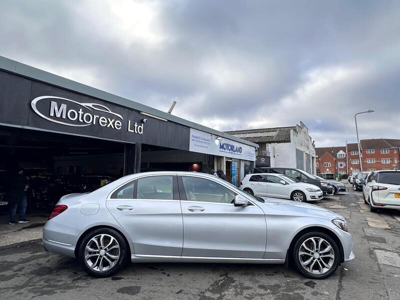 Mercedes-Benz C Class view 6
