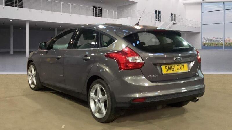 Ford Focus view 4