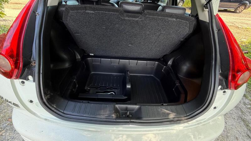 2013 Nissan Juke — photo 10