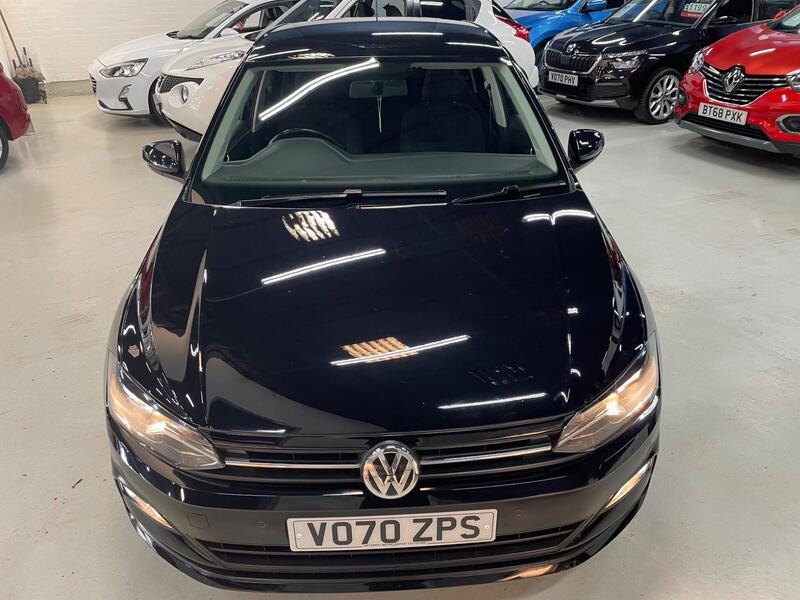 Volkswagen Polo view 5