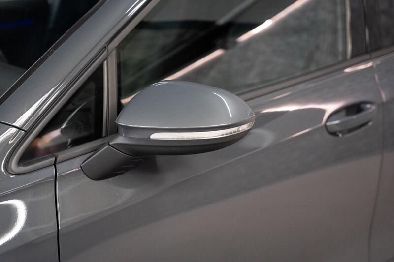 Volkswagen Golf view 7