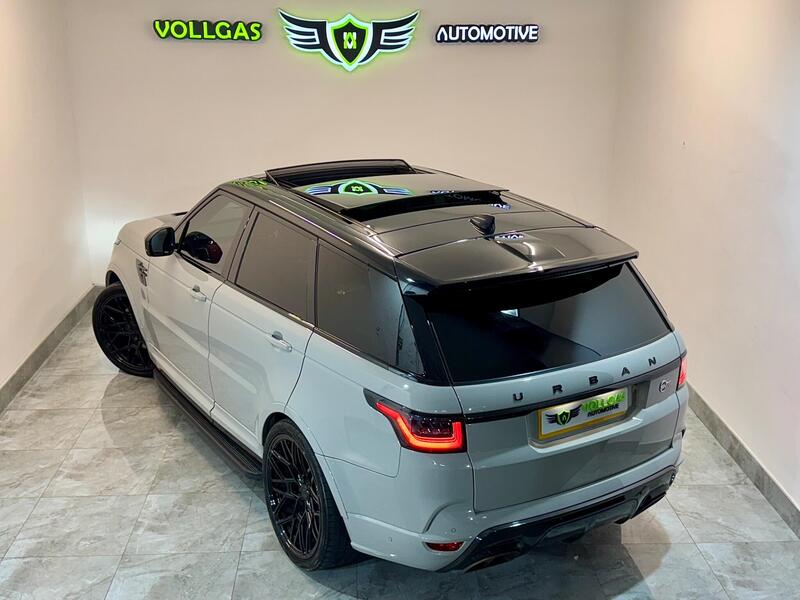 Land Rover Range Rover Sport view 4