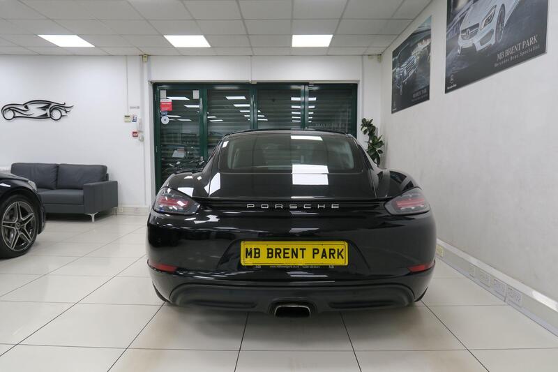 Porsche 718 Cayman view 5
