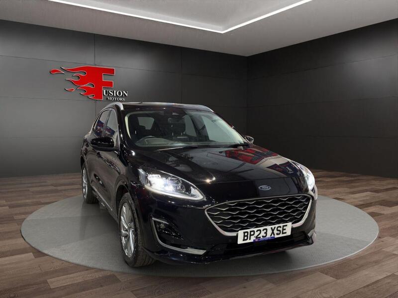 Ford Kuga view 3