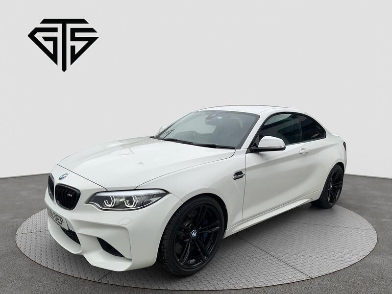 BMW M2 view 7
