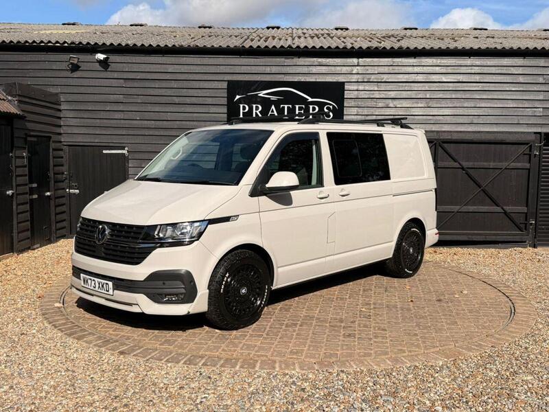 Volkswagen Transporter view 2