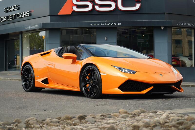 Lamborghini Huracan view 4