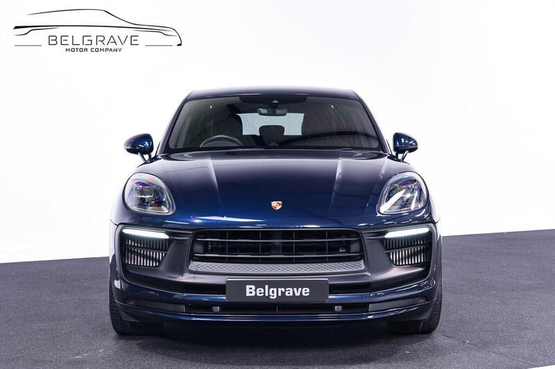 Porsche Macan view 5