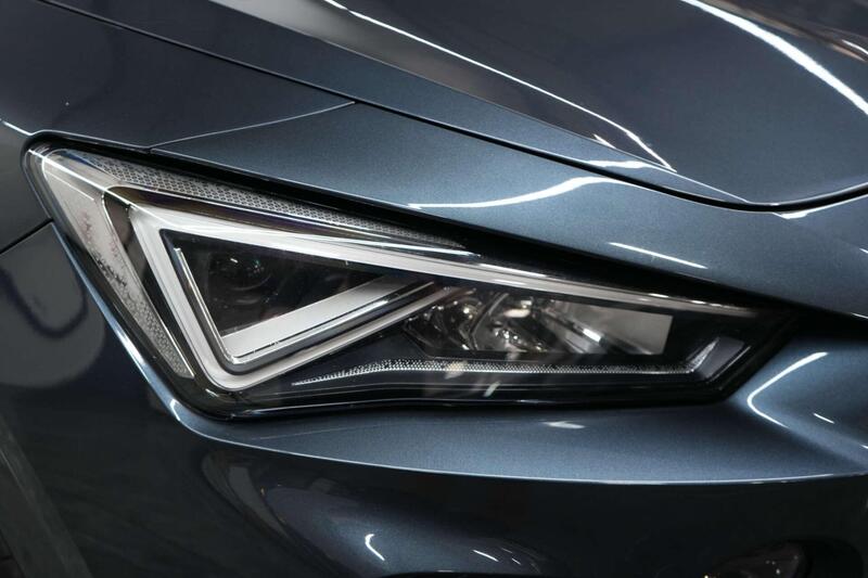 Cupra Formentor view 6