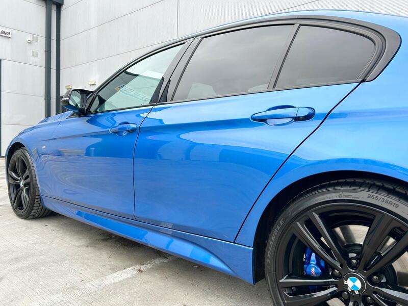 BMW 3 Series view 6