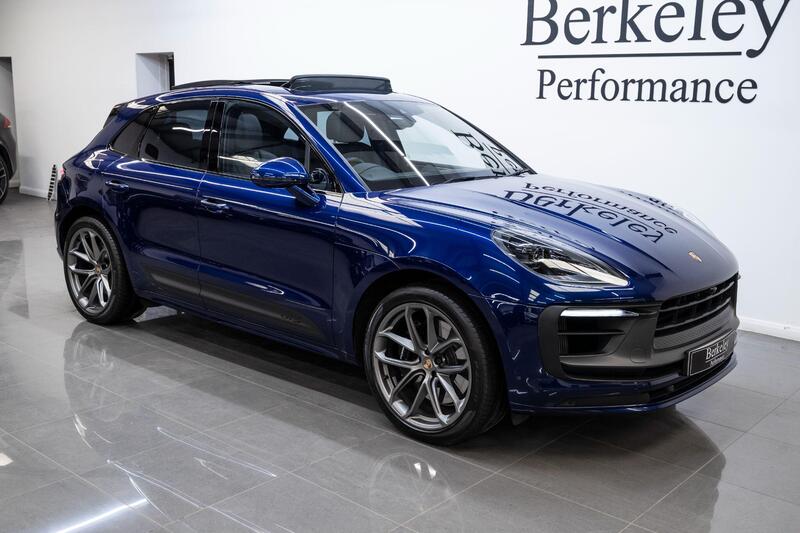 Porsche Macan view 6