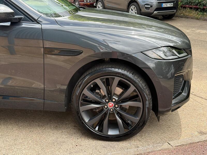 Jaguar F-Pace view 7