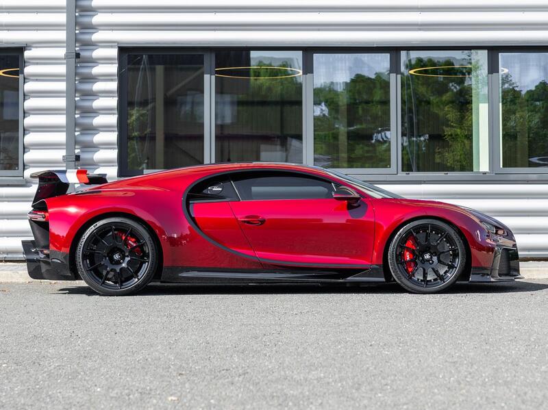 Bugatti Chiron view 2