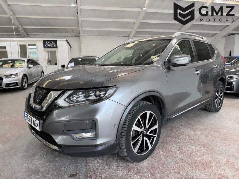 Nissan X-Trail view 3
