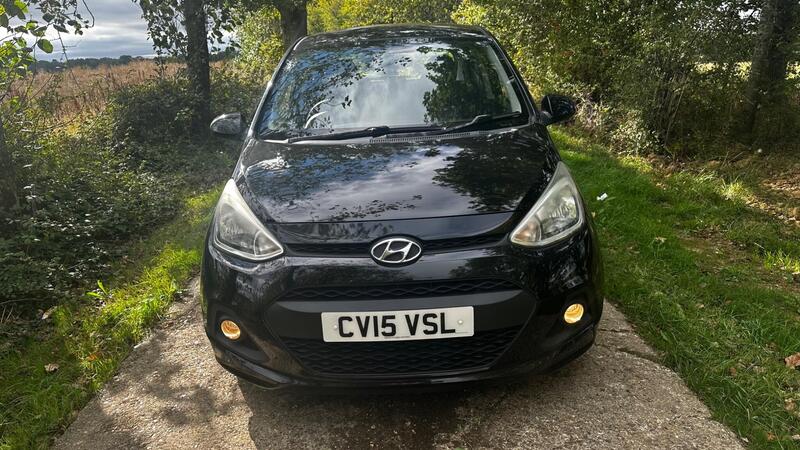 2015 Hyundai i10 — photo 2