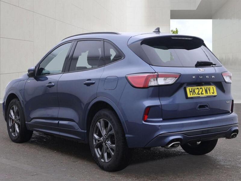 Ford Kuga view 3