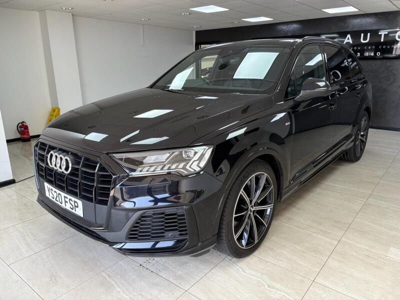 Audi Audi Q7 view 7