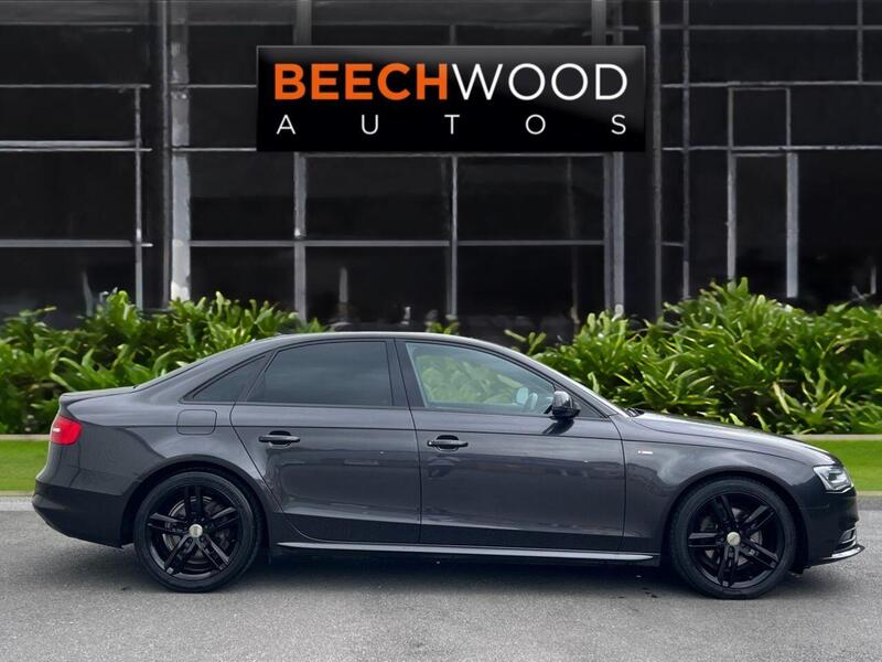 Audi A4 view 4