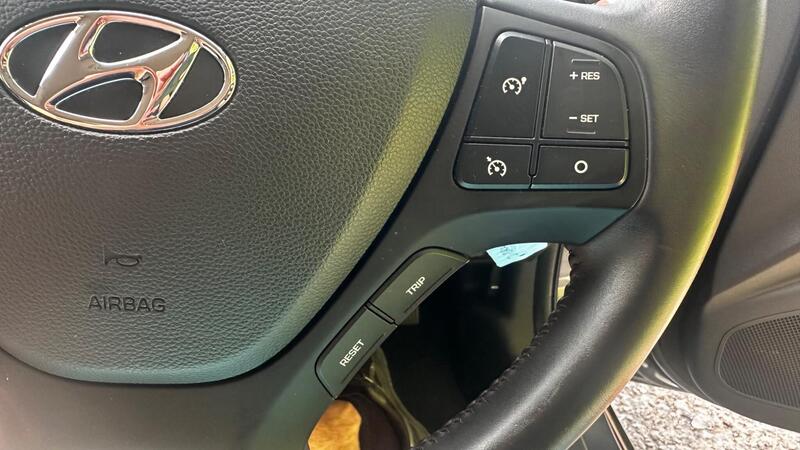 2015 Hyundai i10 — photo 15
