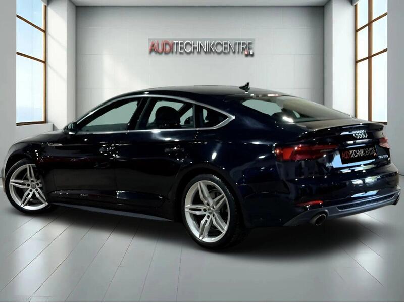 Audi A5 view 4